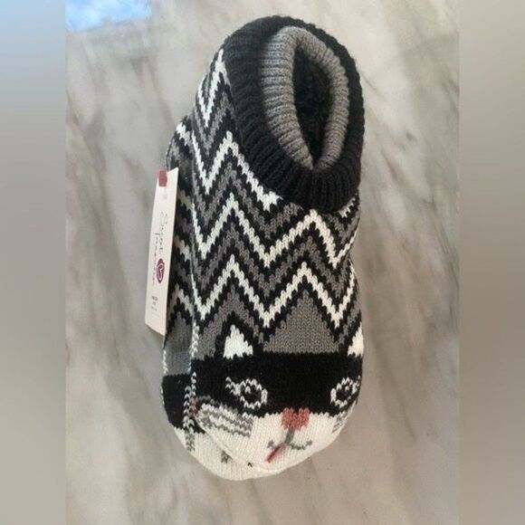 NEW Faux Fur Cozy Cat Slipper Socks Cuffed - Secret Treasures - Shoe Size 4-10 - Picture 3 of 7